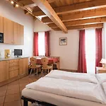Sellaronda Lägenhetshotell 3*