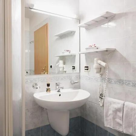 Lägenhetshotell Sellaronda 3*